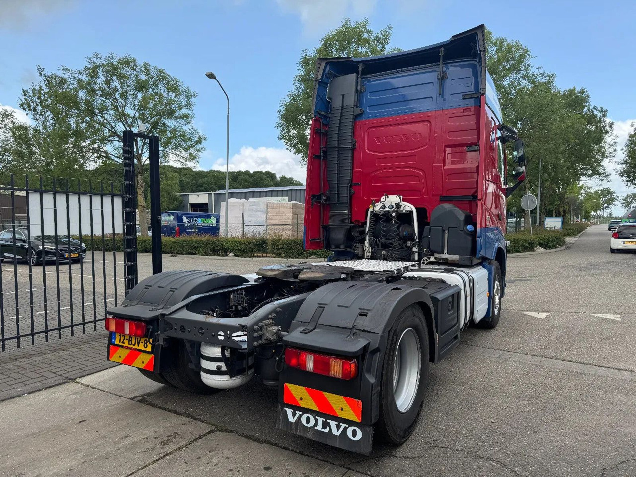Volvo FH 420 4X2 SPOILERS STANDKLIMA EURO 6 2017 - Çekici: fotoğraf 5 Volvo FH 420 4X2 SPOILERS STANDKLIMA EURO 6 2017 - Çekici: fotoğraf 5