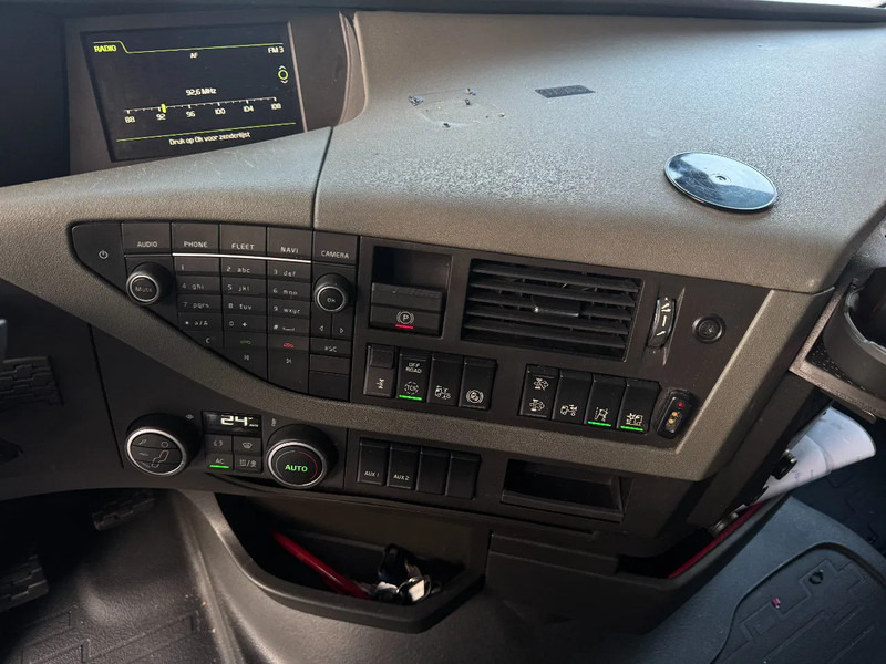 Çekici Volvo FH 460 4X2 EURO 6 SKIRTS VEB I PARK COOL TÜV 03-26: fotoğraf 13 Çekici Volvo FH 460 4X2 EURO 6 SKIRTS VEB I PARK COOL TÜV 03-26: fotoğraf 13