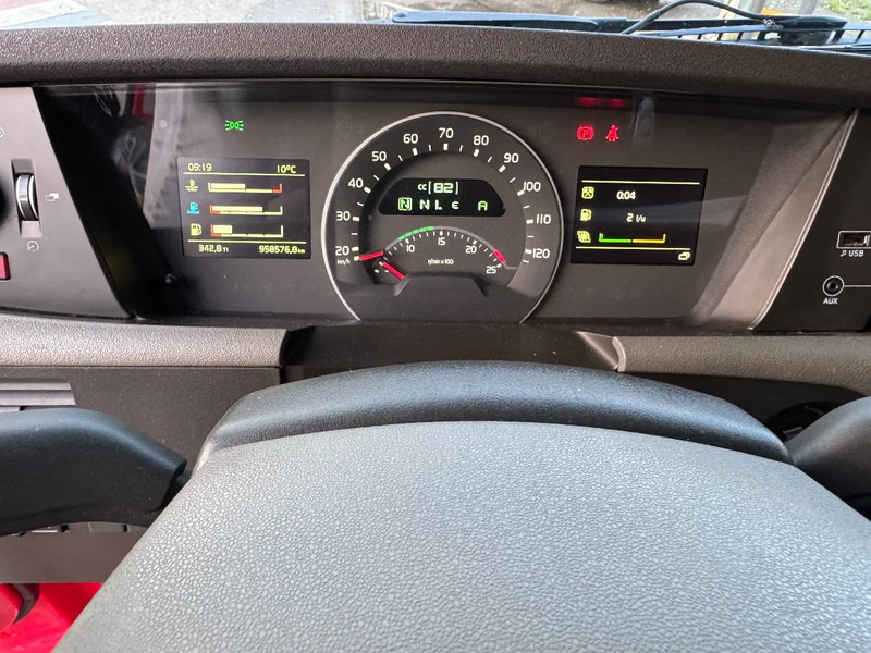 Çekici Volvo FH 460 4X2 EURO 6 SKIRTS VEB I PARK COOL TÜV 03-26: fotoğraf 12 Çekici Volvo FH 460 4X2 EURO 6 SKIRTS VEB I PARK COOL TÜV 03-26: fotoğraf 12