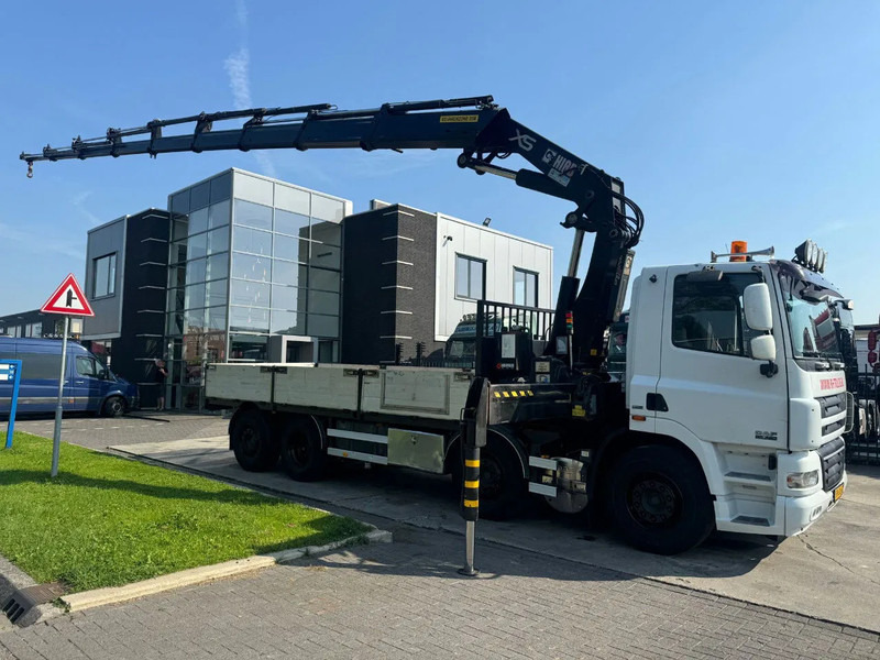 DAF CF 85.360 8x2 + HIAB 422E8 REMOTE CONTROLE - Vinçli kamyon: fotoğraf 2 DAF CF 85.360 8x2 + HIAB 422E8 REMOTE CONTROLE - Vinçli kamyon: fotoğraf 2