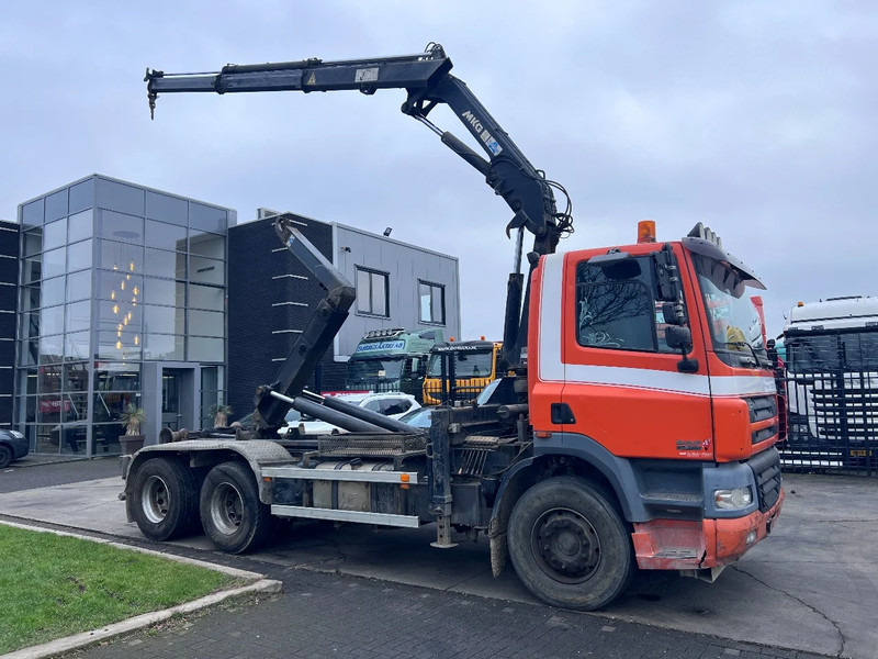 DAF CF 85.380 6X2 + MKG 141 A2 CRANE + 20 TON HOOKLIFT - EURO 3 - MANUAL GEAR - 10 TYRES - Vinçli kamyon: fotoğraf 1 DAF CF 85.380 6X2 + MKG 141 A2 CRANE + 20 TON HOOKLIFT - EURO 3 - MANUAL GEAR - 10 TYRES - Vinçli kamyon: fotoğraf 1