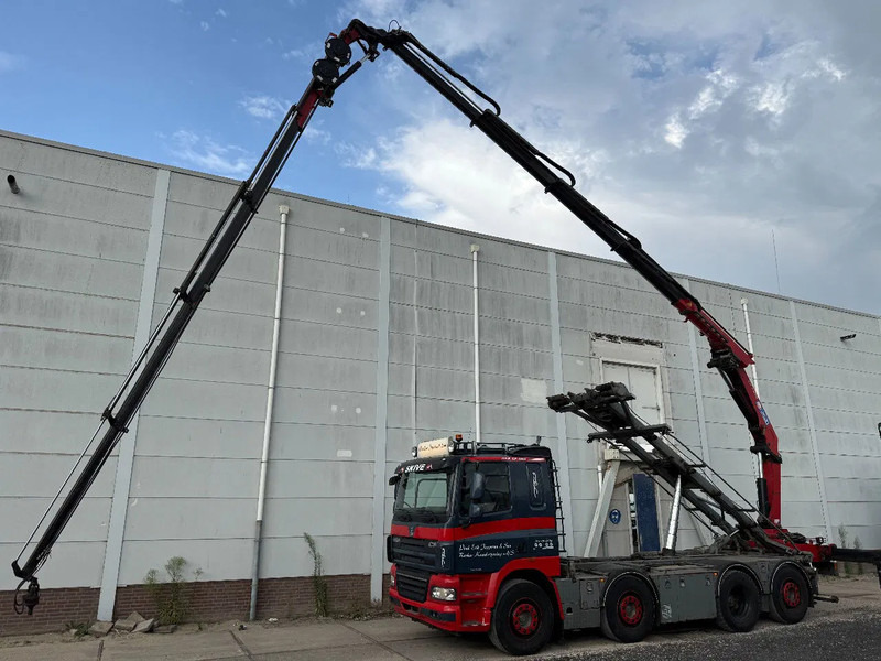 DAF CF 85.460 8X2 + YEAR 2016 HMF CRANE 2620-K4 + FLYJIB + WINCH + REMOTE - Vinçli kamyon: fotoğraf 1 DAF CF 85.460 8X2 + YEAR 2016 HMF CRANE 2620-K4 + FLYJIB + WINCH + REMOTE - Vinçli kamyon: fotoğraf 1