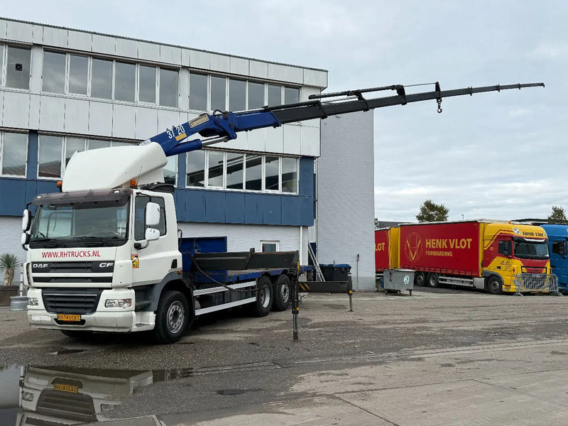 DAF CF 85 6X2 EURO 5 + HMF 37 TON/M + REMOTE CONTROL - Vinçli kamyon: fotoğraf 2 DAF CF 85 6X2 EURO 5 + HMF 37 TON/M + REMOTE CONTROL - Vinçli kamyon: fotoğraf 2