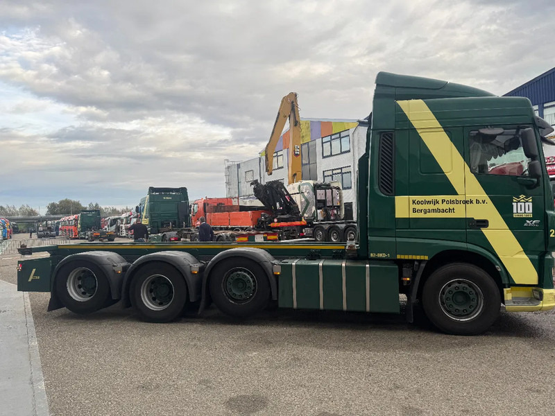 DAF XF 510 8X2 EURO 6 RETARDER TÜV TILL 08-2026 - Konteynır taşıyıcı/ Yedek karoser kamyon: fotoğraf 4 DAF XF 510 8X2 EURO 6 RETARDER TÜV TILL 08-2026 - Konteynır taşıyıcı/ Yedek karoser kamyon: fotoğraf 4