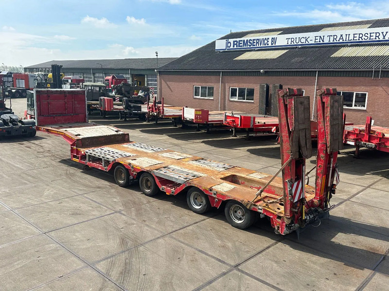 Faymonville F-S44-1AAA 4 AXLE, 2 STEERING AXLE, 7.9 METER EXTENADABLE DOUBLE RAMPS - Alçak çerçeveli platform dorse: fotoğraf 2 Faymonville F-S44-1AAA 4 AXLE, 2 STEERING AXLE, 7.9 METER EXTENADABLE DOUBLE RAMPS - Alçak çerçeveli platform dorse: fotoğraf 2