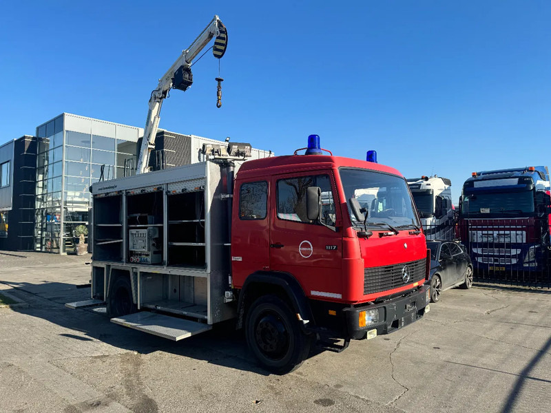 Mercedes-Benz 1117 4X2 FIRE TRUCK HIAB 050A ONLY 105787 KM - İtfaiye aracı: fotoğraf 2 Mercedes-Benz 1117 4X2 FIRE TRUCK HIAB 050A ONLY 105787 KM - İtfaiye aracı: fotoğraf 2