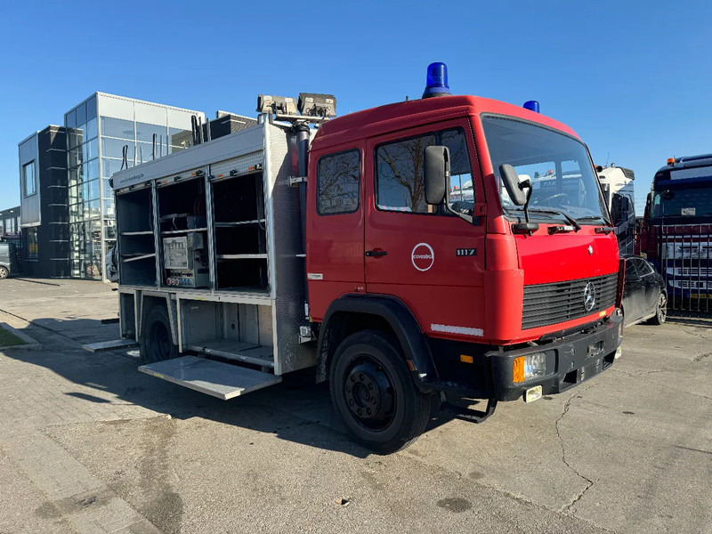 Mercedes-Benz 1117 4X2 FIRE TRUCK HIAB 050A ONLY 105787 KM - İtfaiye aracı: fotoğraf 5 Mercedes-Benz 1117 4X2 FIRE TRUCK HIAB 050A ONLY 105787 KM - İtfaiye aracı: fotoğraf 5