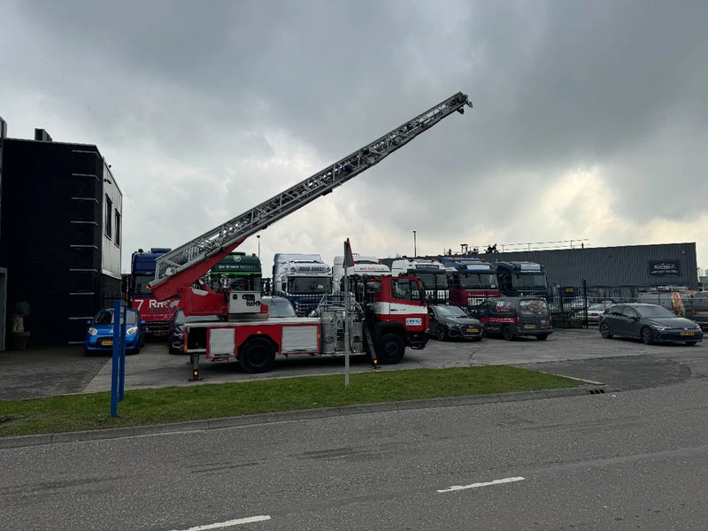Mercedes-Benz 1120 OF MAGIRUS 24 METER + KORF + SLANGS - İtfaiye aracı: fotoğraf 4 Mercedes-Benz 1120 OF MAGIRUS 24 METER + KORF + SLANGS - İtfaiye aracı: fotoğraf 4