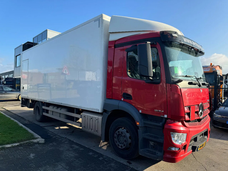 Mercedes-Benz Antos 1924 - 4X2 - EURO 6 + DHOLLANDIA LIFT + ONLY 490.406 KM - Kapalı kasa kamyon: fotoğraf 3 Mercedes-Benz Antos 1924 - 4X2 - EURO 6 + DHOLLANDIA LIFT + ONLY 490.406 KM - Kapalı kasa kamyon: fotoğraf 3