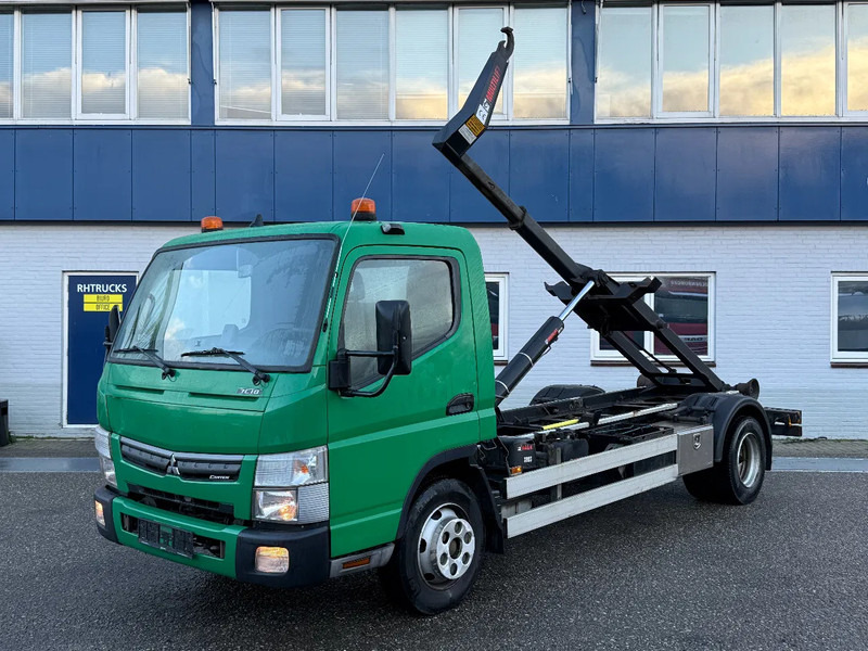 Mitsubishi Canter 7C18 - EURO 6 + HIAB 5 TON HOOKLIFT - Kancalı yükleyici kamyon: fotoğraf 1 Mitsubishi Canter 7C18 - EURO 6 + HIAB 5 TON HOOKLIFT - Kancalı yükleyici kamyon: fotoğraf 1