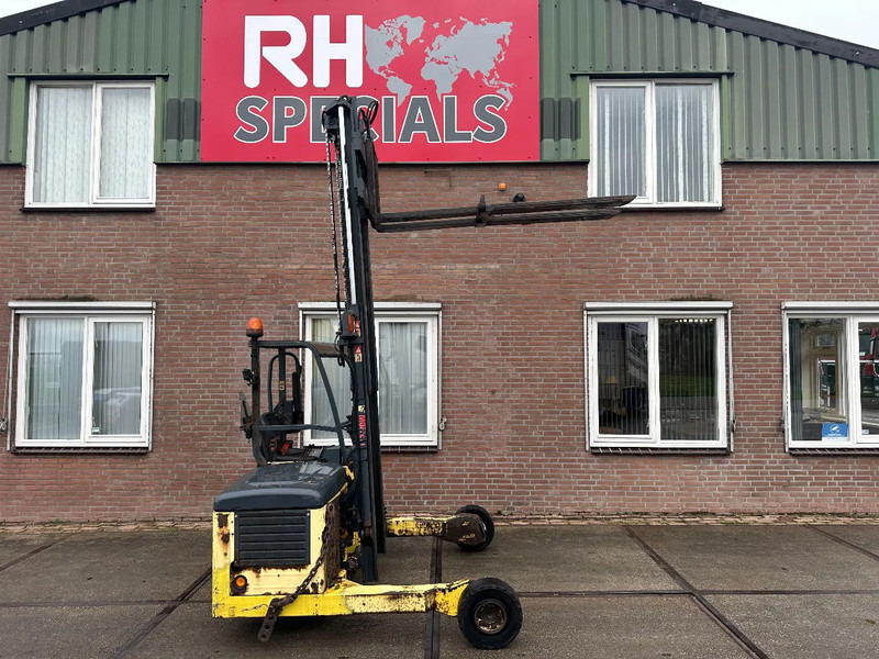 Moffett M4 25.3 2,5 TON SIDESHIFT DIESEL MEENEEMHEFTRUCK - Kamyona monte forklift: fotoğraf 2 Moffett M4 25.3 2,5 TON SIDESHIFT DIESEL MEENEEMHEFTRUCK - Kamyona monte forklift: fotoğraf 2