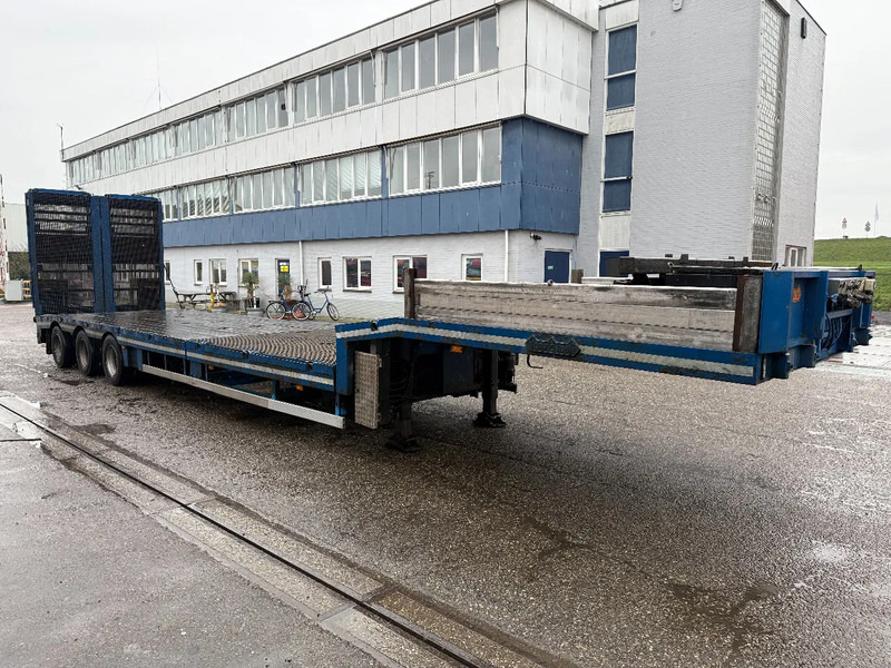Nooteboom 3 AXLE FORCED STEERING,LIFTHING DECK, DUBBLE HYDRAULIC RAMPS, TUV TILL 05-2026 - Alçak çerçeveli platform dorse: fotoğraf 5 Nooteboom 3 AXLE FORCED STEERING,LIFTHING DECK, DUBBLE HYDRAULIC RAMPS, TUV TILL 05-2026 - Alçak çerçeveli platform dorse: fotoğraf 5