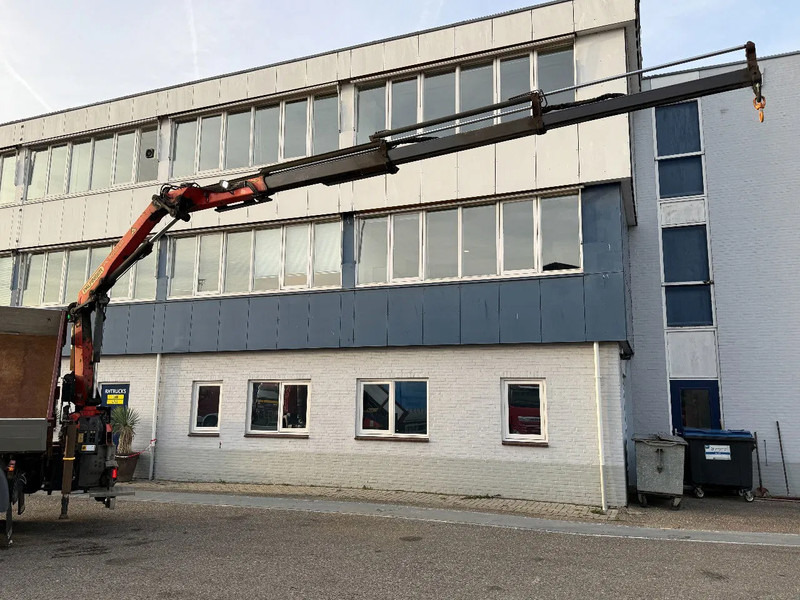 Scania G370 4X4 EURO 6 + 3-SIDE TIPPER + PALFINGER PK9002 + REMOTE - Vinçli kamyon: fotoğraf 4 Scania G370 4X4 EURO 6 + 3-SIDE TIPPER + PALFINGER PK9002 + REMOTE - Vinçli kamyon: fotoğraf 4