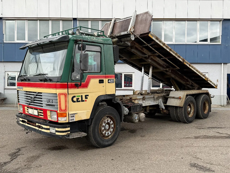 Volvo FL 12.420 6X2 MANUAL GEAR / FULL STEEL SUSP. / 10 TYRES / HUB REDUCT. + CABLELIFT TIPPER + CONTAINER FLATBED - Kablo sistemli kamyon: fotoğraf 1 Volvo FL 12.420 6X2 MANUAL GEAR / FULL STEEL SUSP. / 10 TYRES / HUB REDUCT. + CABLELIFT TIPPER + CONTAINER FLATBED - Kablo sistemli kamyon: fotoğraf 1