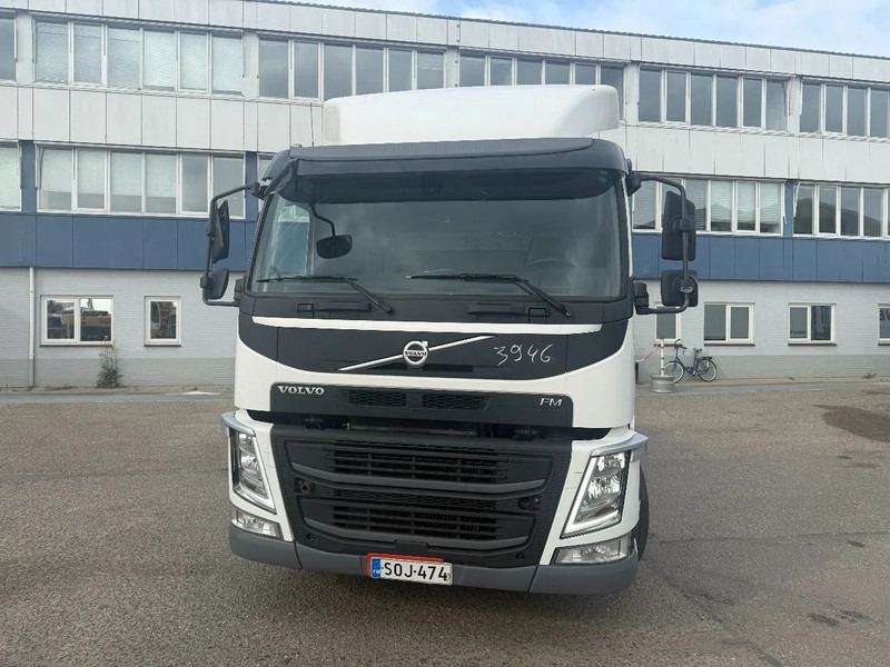 Volvo FM 330 FM 330 6X2 GESTUURD MET KM 235315 - Şasi kamyon: fotoğraf 3 Volvo FM 330 FM 330 6X2 GESTUURD MET KM 235315 - Şasi kamyon: fotoğraf 3