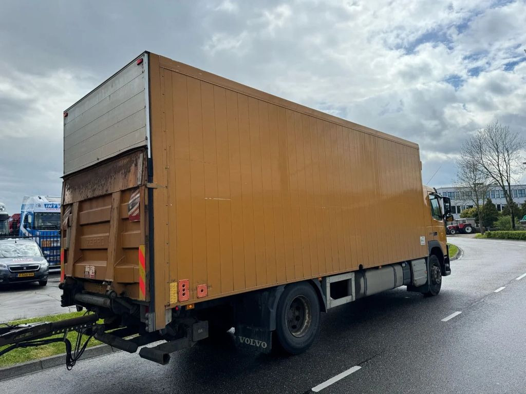 Volvo FM 370 4X2 EURO 6 + CARGOBOX + CARGOLIFT ZEPRO - Kapalı kasa kamyon: fotoğraf 4 Volvo FM 370 4X2 EURO 6 + CARGOBOX + CARGOLIFT ZEPRO - Kapalı kasa kamyon: fotoğraf 4