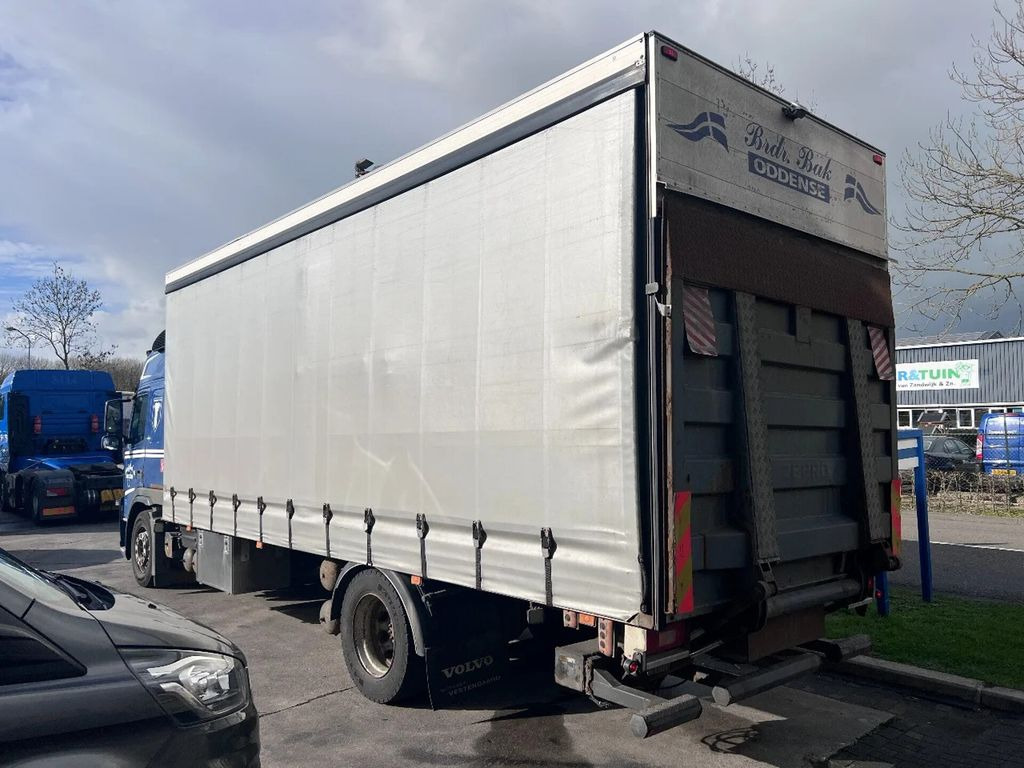 Volvo FM 370 4X2 EURO5 720x250x273 LOAD-LIFT - Tenteli kamyon: fotoğraf 4 Volvo FM 370 4X2 EURO5 720x250x273 LOAD-LIFT - Tenteli kamyon: fotoğraf 4