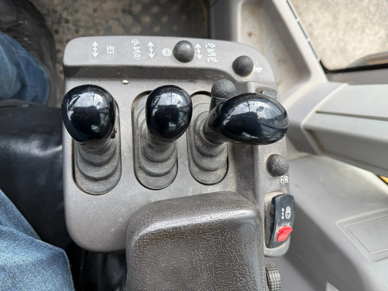Tekerlekli yükleyici Volvo L120H, CE, 8314 UUR + CDC-STEERING: fotoğraf 15 Tekerlekli yükleyici Volvo L120H, CE, 8314 UUR + CDC-STEERING: fotoğraf 15
