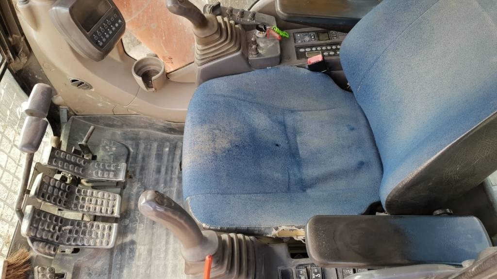 HITACHI ZX 470LCH-3 - Paletli ekskavatör: fotoğraf 5 HITACHI ZX 470LCH-3 - Paletli ekskavatör: fotoğraf 5