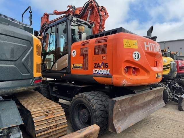Hitachi ZX 170 W - Tekerlekli ekskavatör: fotoğraf 3 Hitachi ZX 170 W - Tekerlekli ekskavatör: fotoğraf 3