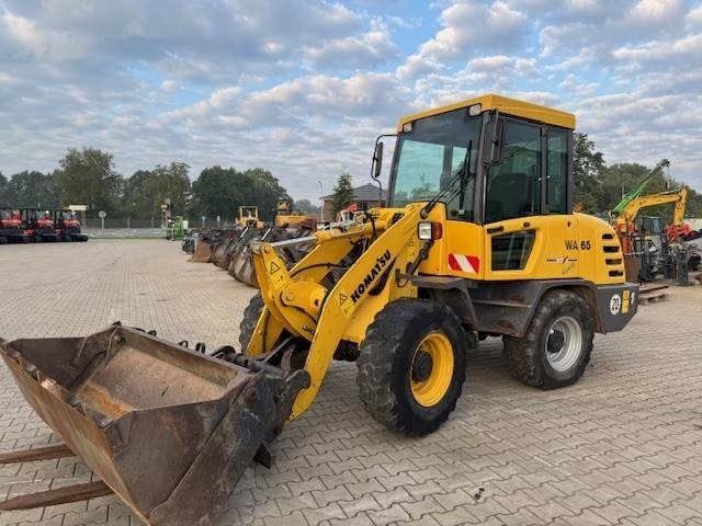 Komatsu WA 65-3 - Tekerlekli yükleyici: fotoğraf 3 Komatsu WA 65-3 - Tekerlekli yükleyici: fotoğraf 3