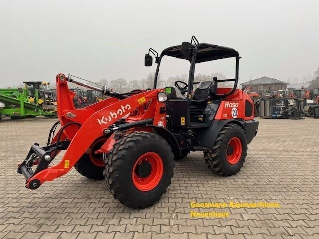 Kubota R 090 - Tekerlekli yükleyici: fotoğraf 3 Kubota R 090 - Tekerlekli yükleyici: fotoğraf 3