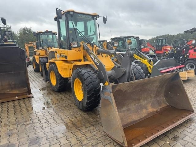Volvo L 30 G  - Tekerlekli yükleyici: fotoğraf 2 Volvo L 30 G  - Tekerlekli yükleyici: fotoğraf 2