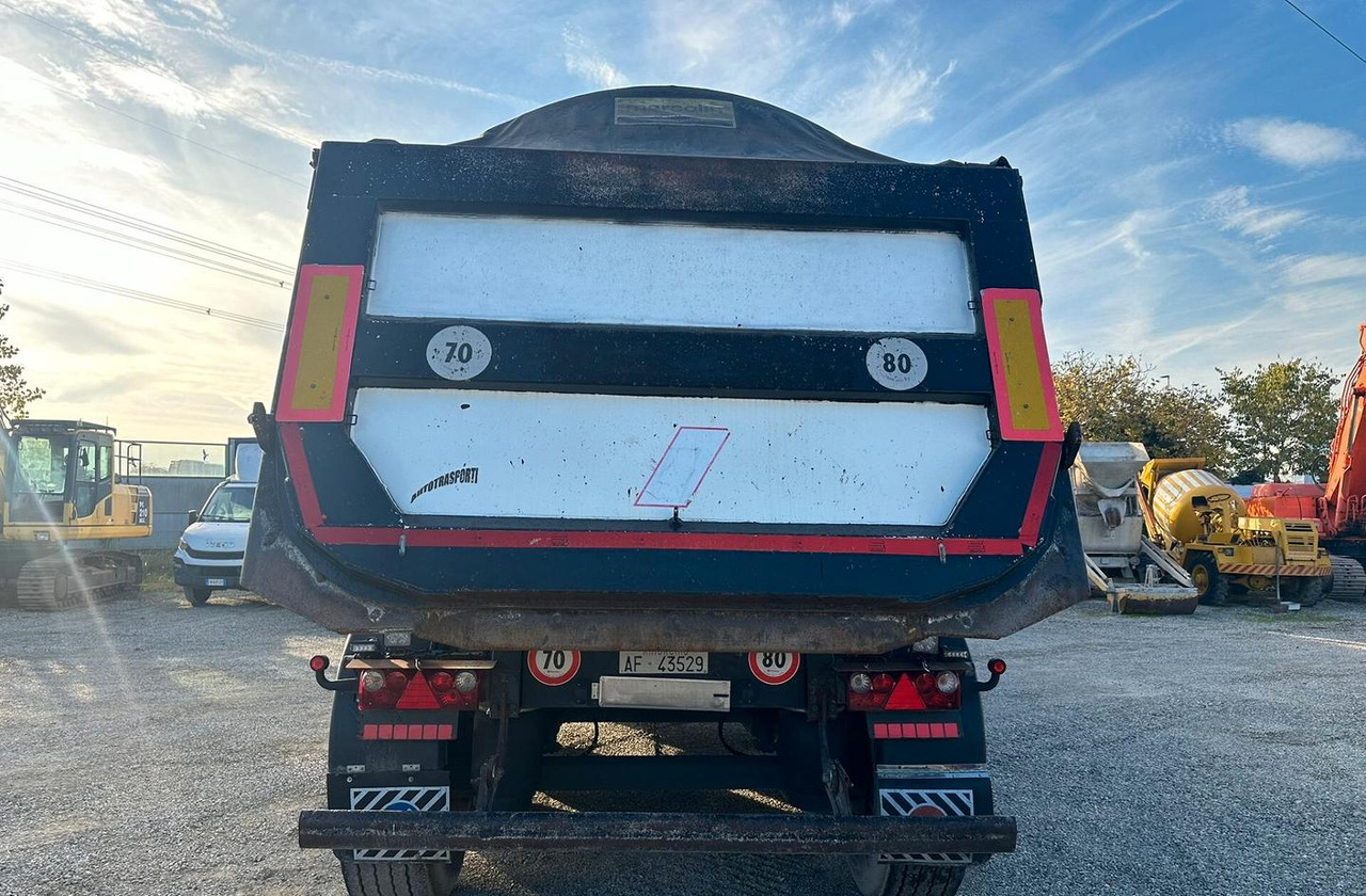 Smeirimorchio ribaltabile Bianchi - Diğer araçlar: fotoğraf 5 Smeirimorchio ribaltabile Bianchi - Diğer araçlar: fotoğraf 5