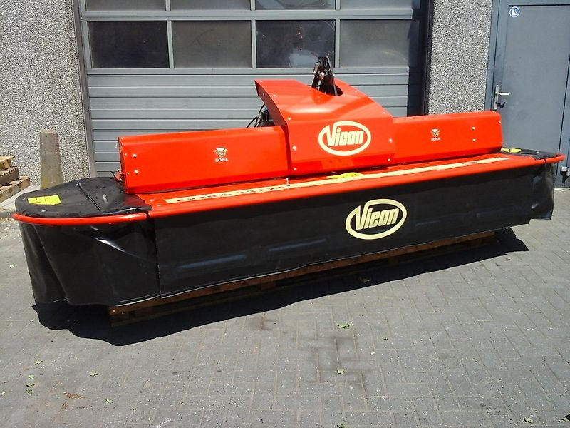 Vicon Diverse nieuwe maaiers - Çayır biçme makinesi: fotoğraf 4 Vicon Diverse nieuwe maaiers - Çayır biçme makinesi: fotoğraf 4