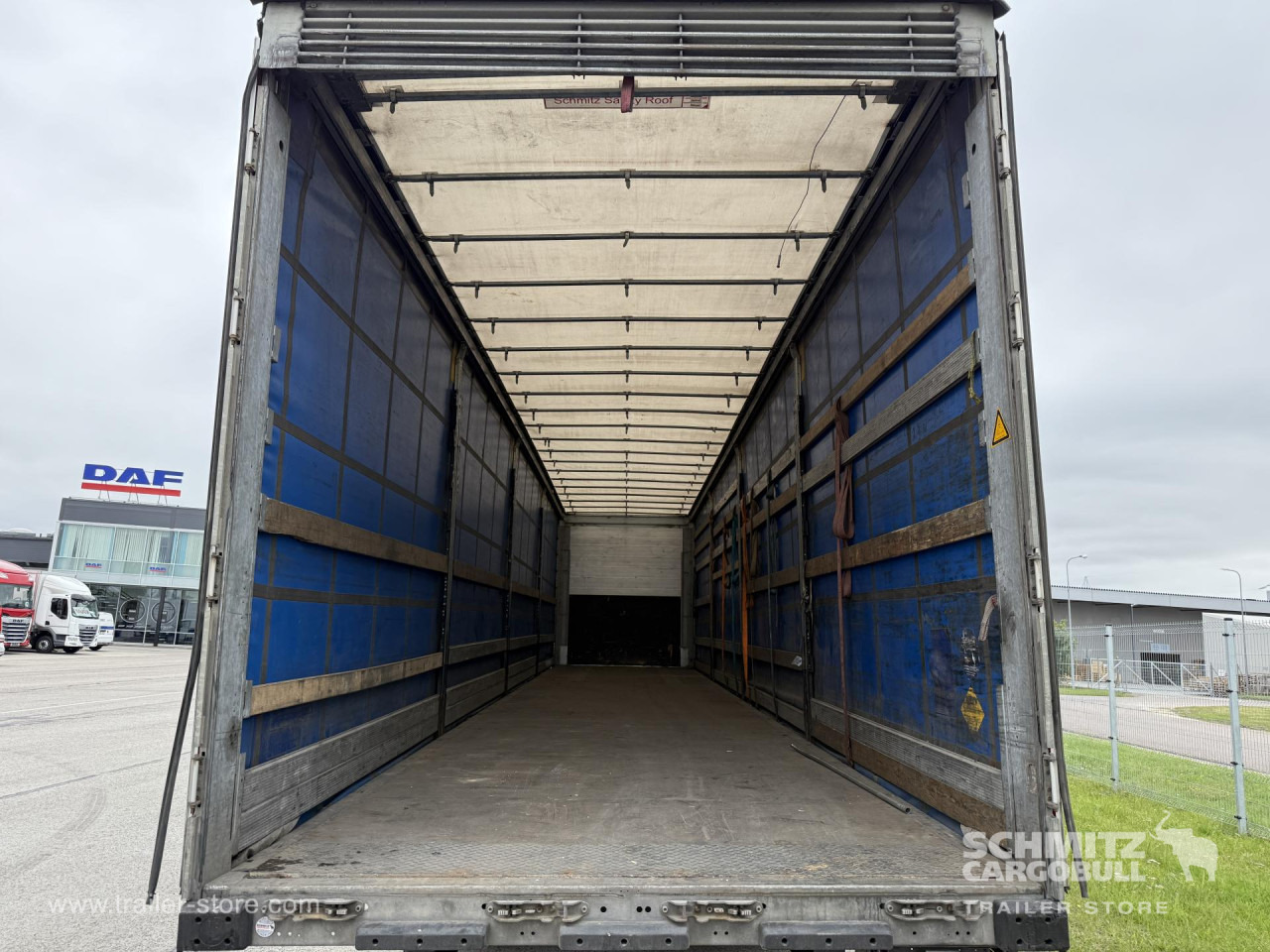 SCHMITZ Curtainsider Mega - Tenteli dorse: fotoğraf 4 SCHMITZ Curtainsider Mega - Tenteli dorse: fotoğraf 4