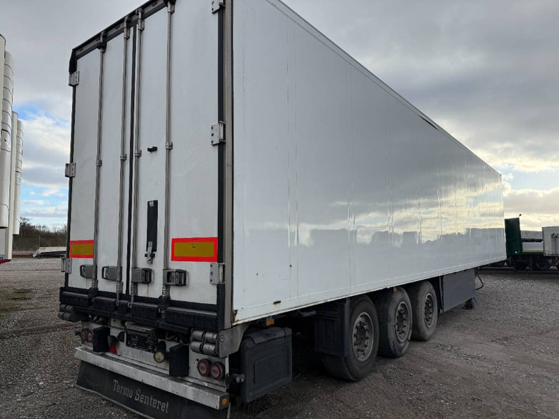 Schmitz Cargobull 3-axle 66pl. Vector1950MT Multitemp/Doppelkammer - Frigorifik dorse: fotoğraf 4 Schmitz Cargobull 3-axle 66pl. Vector1950MT Multitemp/Doppelkammer - Frigorifik dorse: fotoğraf 4