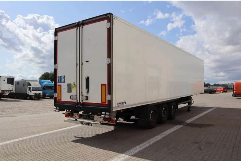 Schmitz Cargobull 33 pl. Dobbelt compartment - Frigorifik dorse: fotoğraf 3 Schmitz Cargobull 33 pl. Dobbelt compartment - Frigorifik dorse: fotoğraf 3