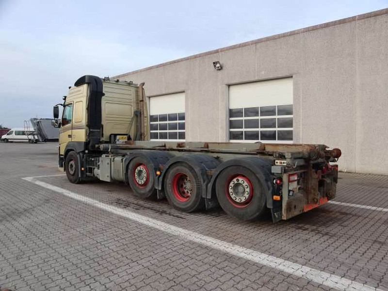 Volvo FM 500 EURO 6 - Kablo sistemli kamyon: fotoğraf 4 Volvo FM 500 EURO 6 - Kablo sistemli kamyon: fotoğraf 4