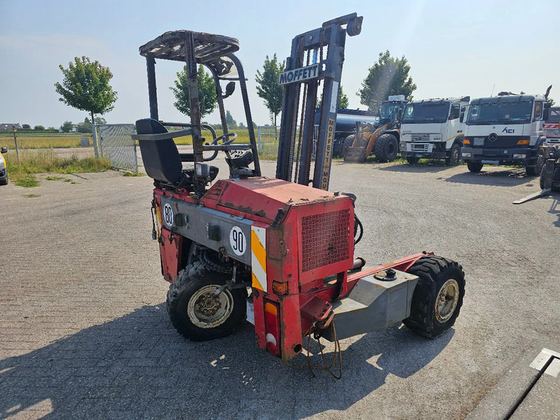 Moffett M4 20.3 RE4-45-1350-1000 - Forklift: fotoğraf 5 Moffett M4 20.3 RE4-45-1350-1000 - Forklift: fotoğraf 5