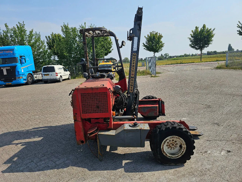 Moffett M4 20.3 RE4-45-1350-1000 - Forklift: fotoğraf 4 Moffett M4 20.3 RE4-45-1350-1000 - Forklift: fotoğraf 4