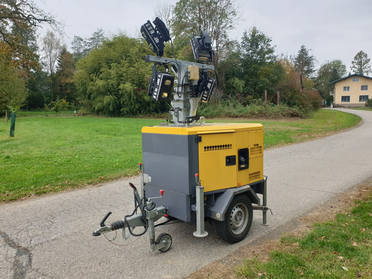 Atlas Copco HiLight 5+ - Aydınlatma kulesi: fotoğraf 3 Atlas Copco HiLight 5+ - Aydınlatma kulesi: fotoğraf 3