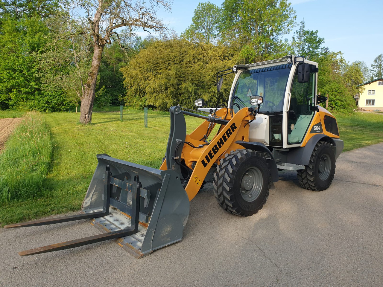 Liebherr L 504 C - Tekerlekli yükleyici: fotoğraf 3 Liebherr L 504 C - Tekerlekli yükleyici: fotoğraf 3