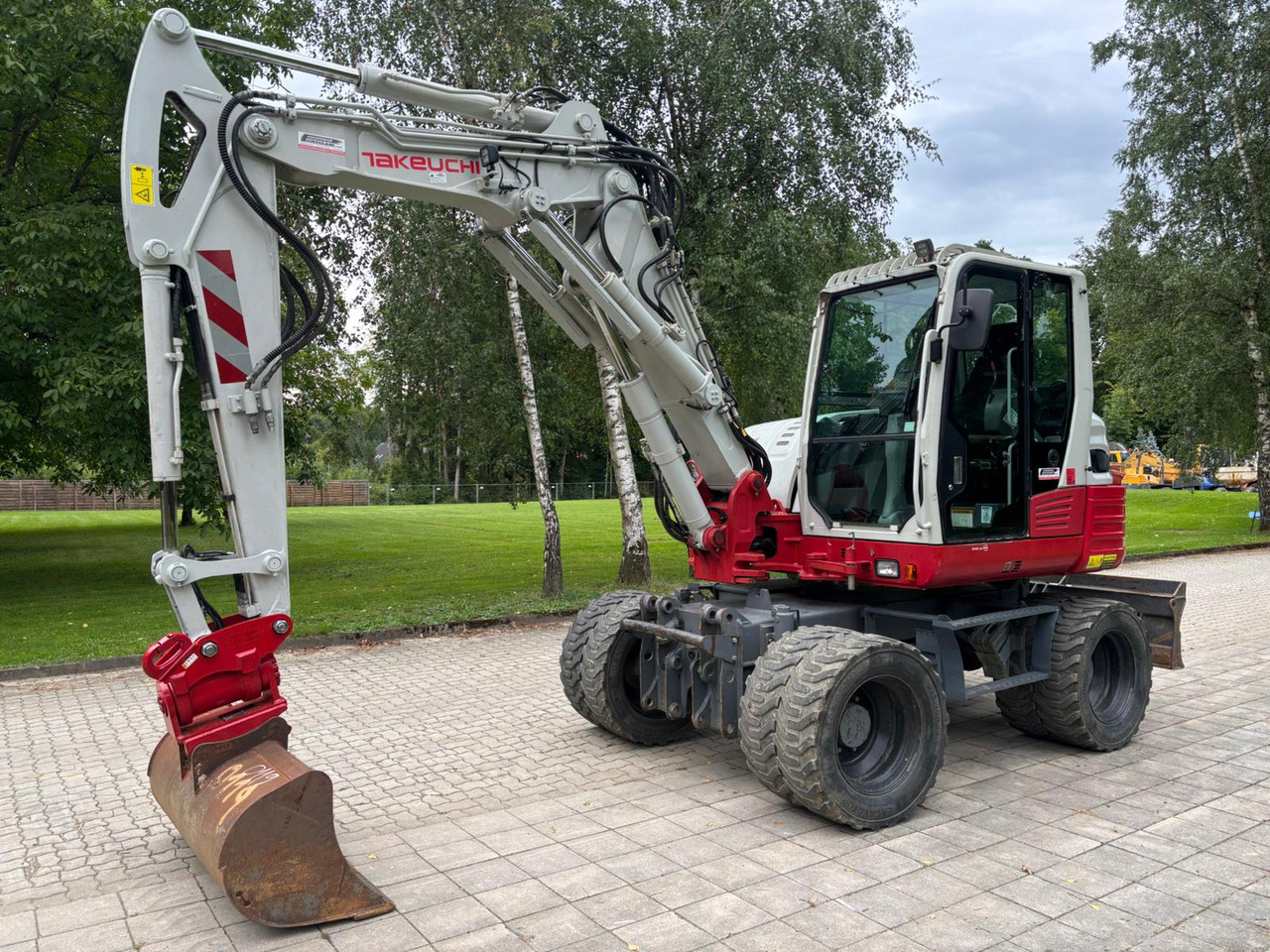 TAKEUCHI TB 295 W - Tekerlekli ekskavatör: fotoğraf 3 TAKEUCHI TB 295 W - Tekerlekli ekskavatör: fotoğraf 3