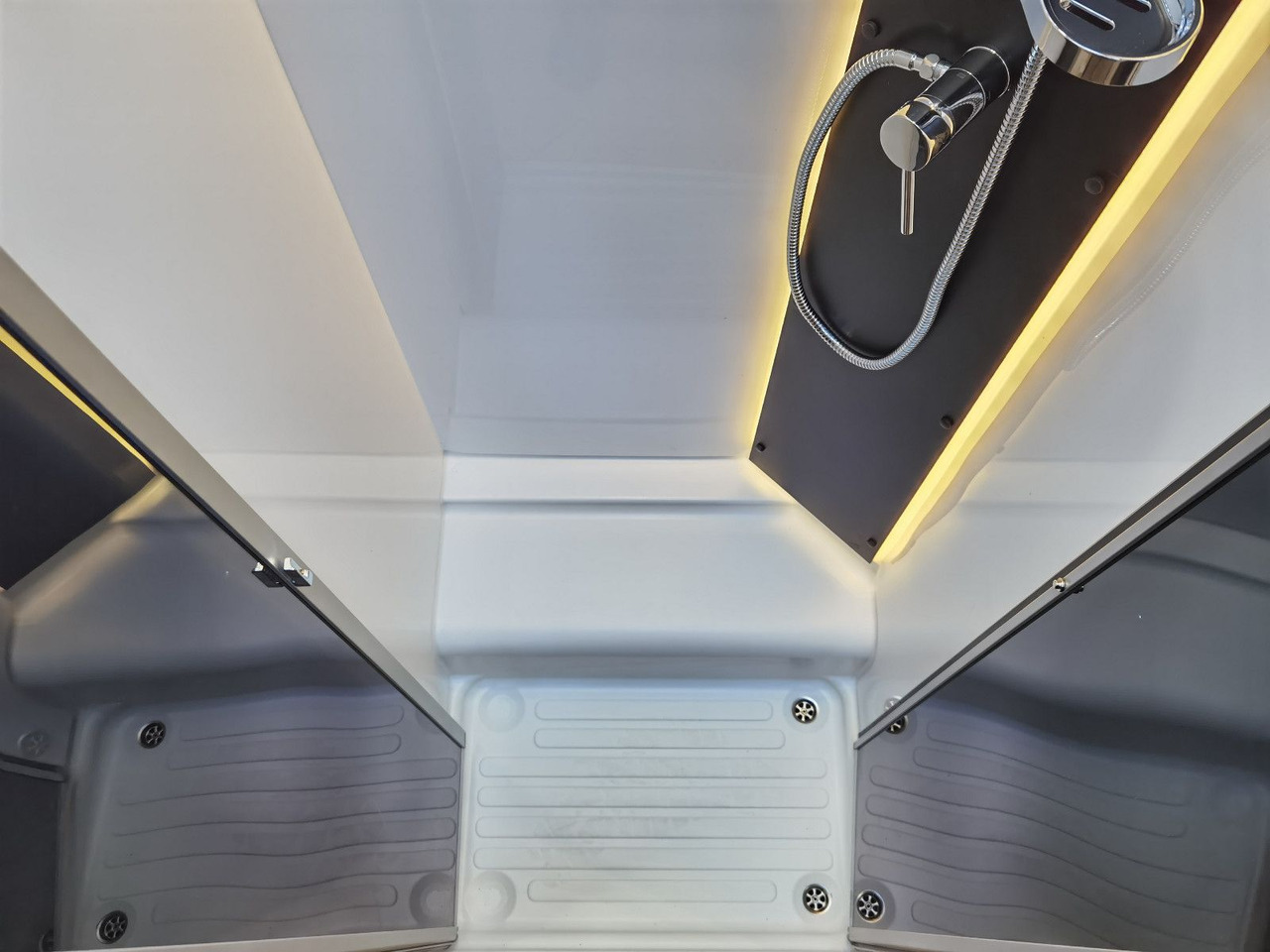 Semi entegre karavan Chausson 777 ETAPE LINE / -2025- / EINZELBETTEN & HUBBETT: fotoğraf 21