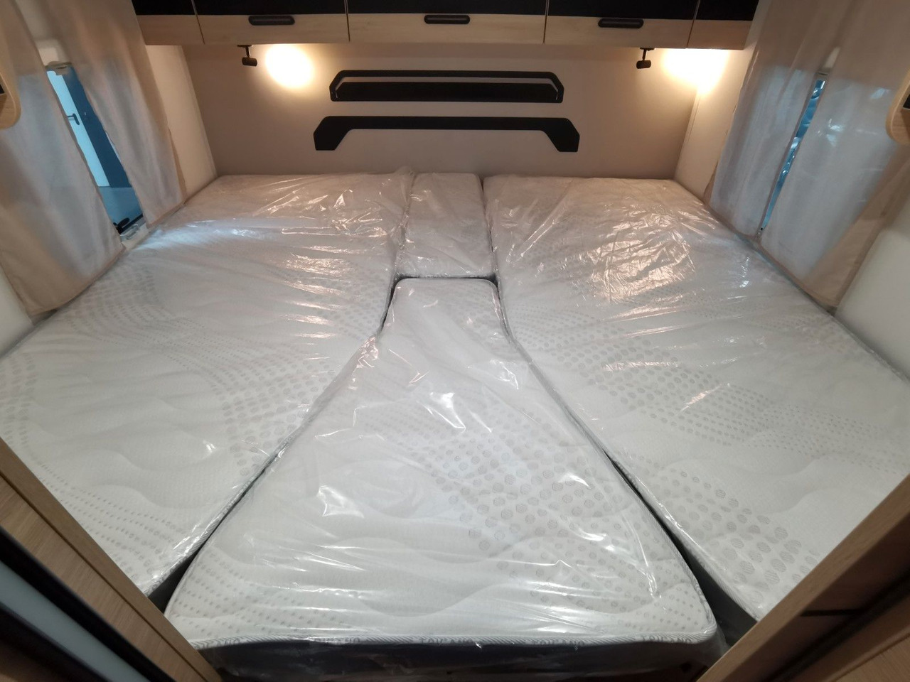 Semi entegre karavan Chausson 797 TITANIUM / - 2026 - / EINZELBETTEN & HUBBETT: fotoğraf 22