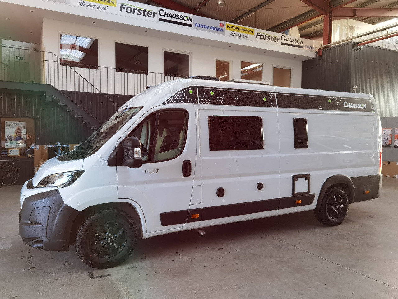 Yeni Camper van Chausson V697 FIRST LINE / -2025- / 140PS / EINZELBETTEN: fotoğraf 6