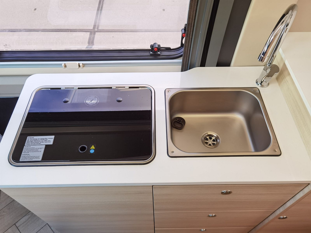 Yeni Camper van Chausson V697 FIRST LINE / - 2025 - /140PS / EINZELBETTEN Chausson V697 FIRST LINE / - 2025 - /140PS / EINZELBETTEN: fotoğraf 13