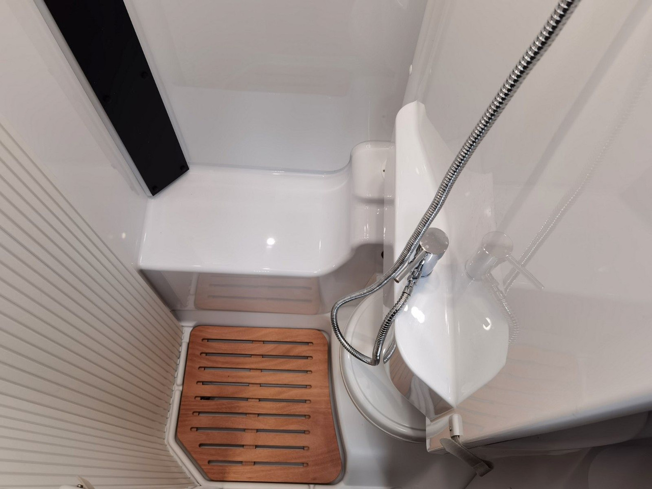 Semi entegre karavan Chausson X 650 EXCLUSIVE LINE / - 2025 - / XXL - HUBBETT: fotoğraf 23
