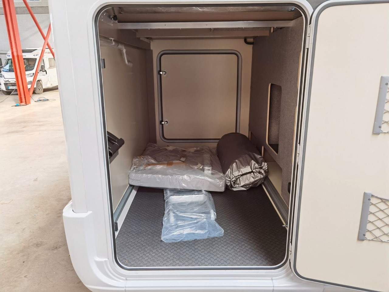 Semi entegre karavan Eura Mobil PROFILA T 726 EF / -2025-/RAUMBAD & EINZELBETTEN: fotoğraf 12