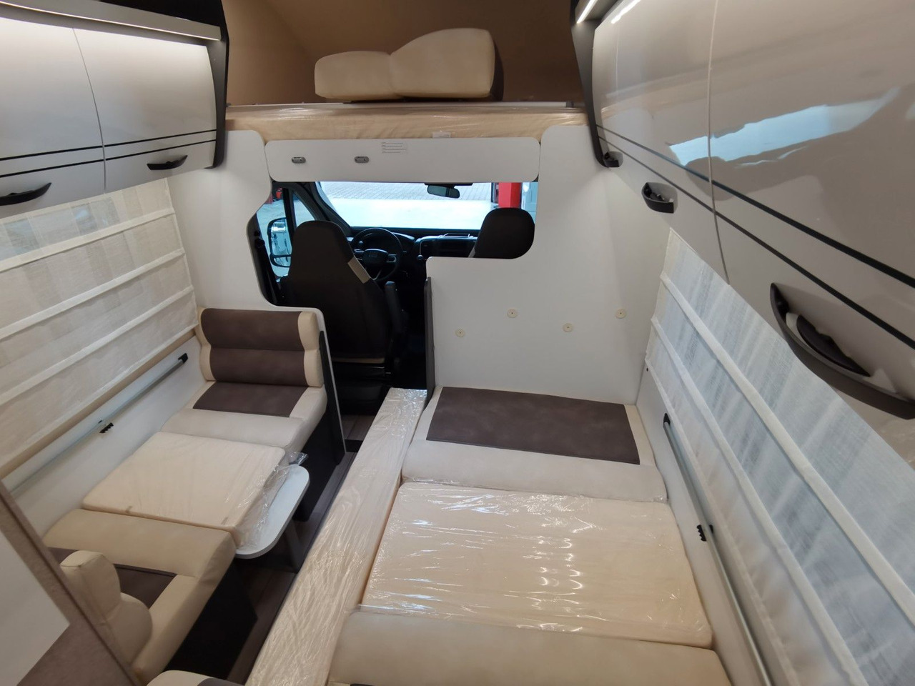 Alkovenli karavan Forster A 699 VB / 140PS / ETAGENBETTEN: fotoğraf 15 Alkovenli karavan Forster A 699 VB / 140PS / ETAGENBETTEN: fotoğraf 15