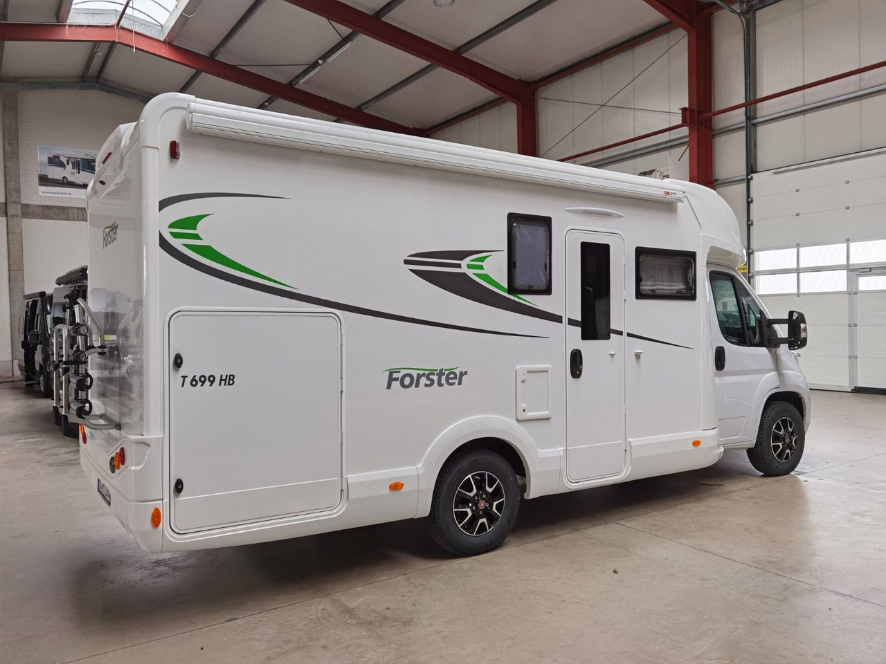Forster T 699 HB / 140PS / EB - HUBBETT & HECKBETT - Semi entegre karavan: fotoğraf 4 Forster T 699 HB / 140PS / EB - HUBBETT & HECKBETT - Semi entegre karavan: fotoğraf 4