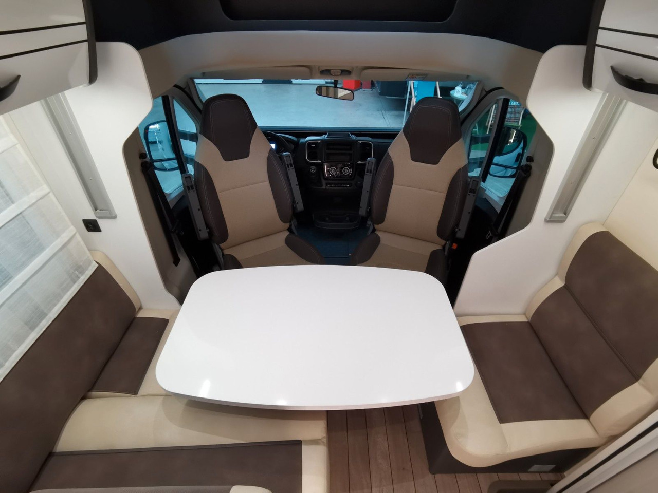 Semi entegre karavan Forster T 745 EB /-2025-/ 140PS / EINZELBETTEN & RAUMBAD: fotoğraf 14