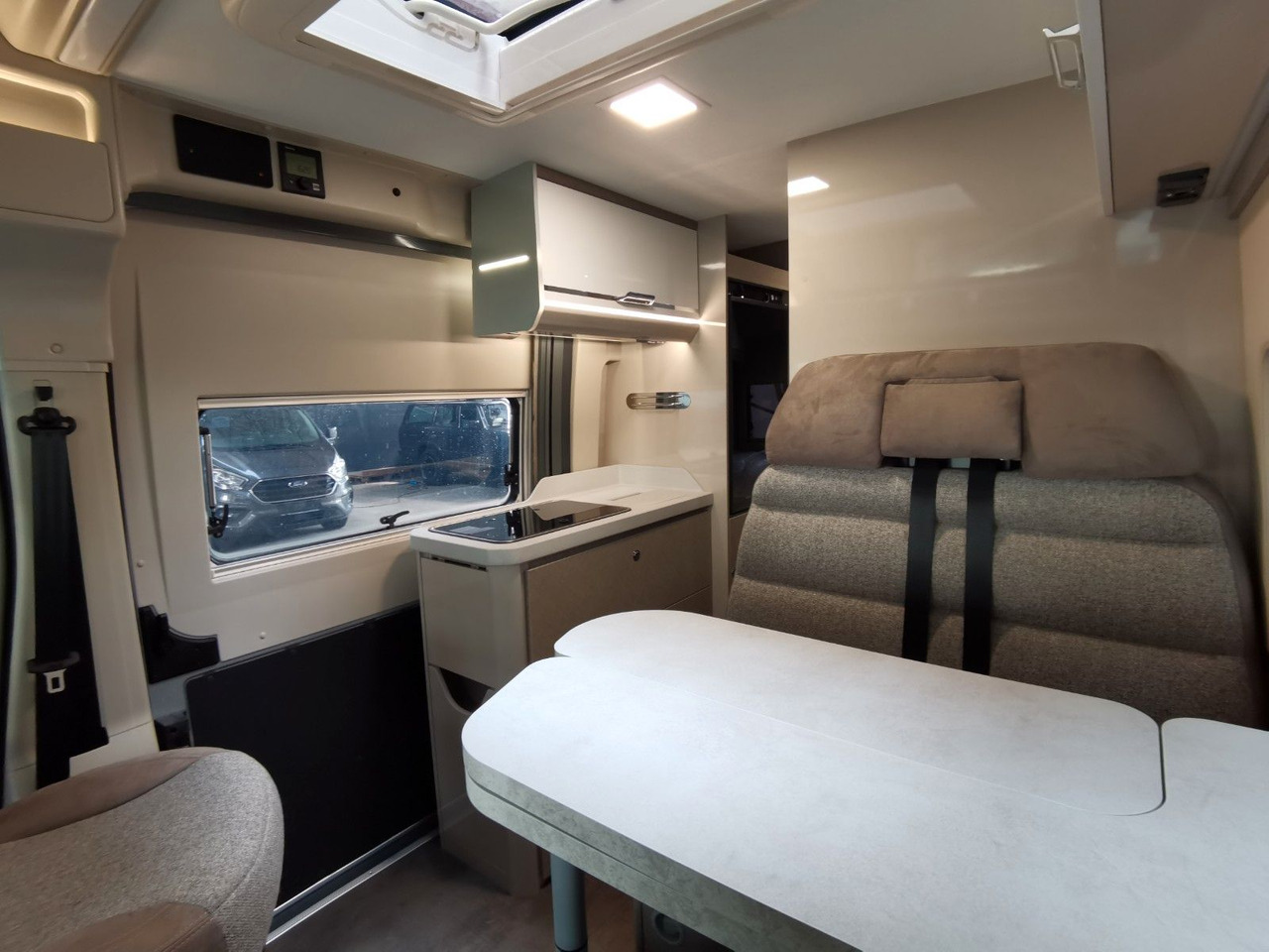 Camper van Karmann DAVIS 590 LIFESTYLE / 140PS / SKY-ROOF & ALU: fotoğraf 11