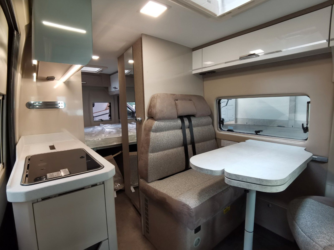 Camper van Karmann DAVIS 590 LIFESTYLE / 140PS / SKY-ROOF & ALU: fotoğraf 13