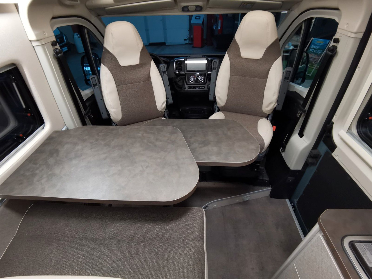 Camper van Karmann DAVIS 590 TRENDSTYLE /-2025-/ 140PS /PLUS- PAKET: fotoğraf 14